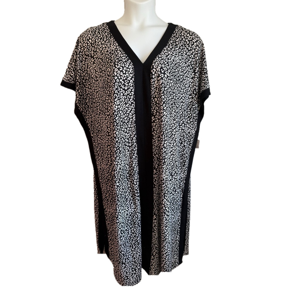 Uncover Black and White Animal Print Kaftan Size 1X NWT SKU0418